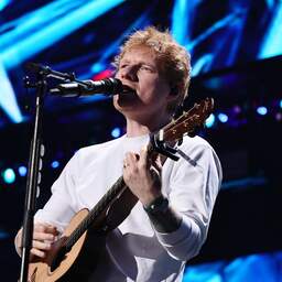 Ed Sheeran geeft 'fouten' toe bij eerste concert sinds ophef rond Macklemore