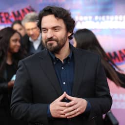 New Girl-acteur Jake Johnson ligt vijftien jaar na hitserie niet op 'apegapen'