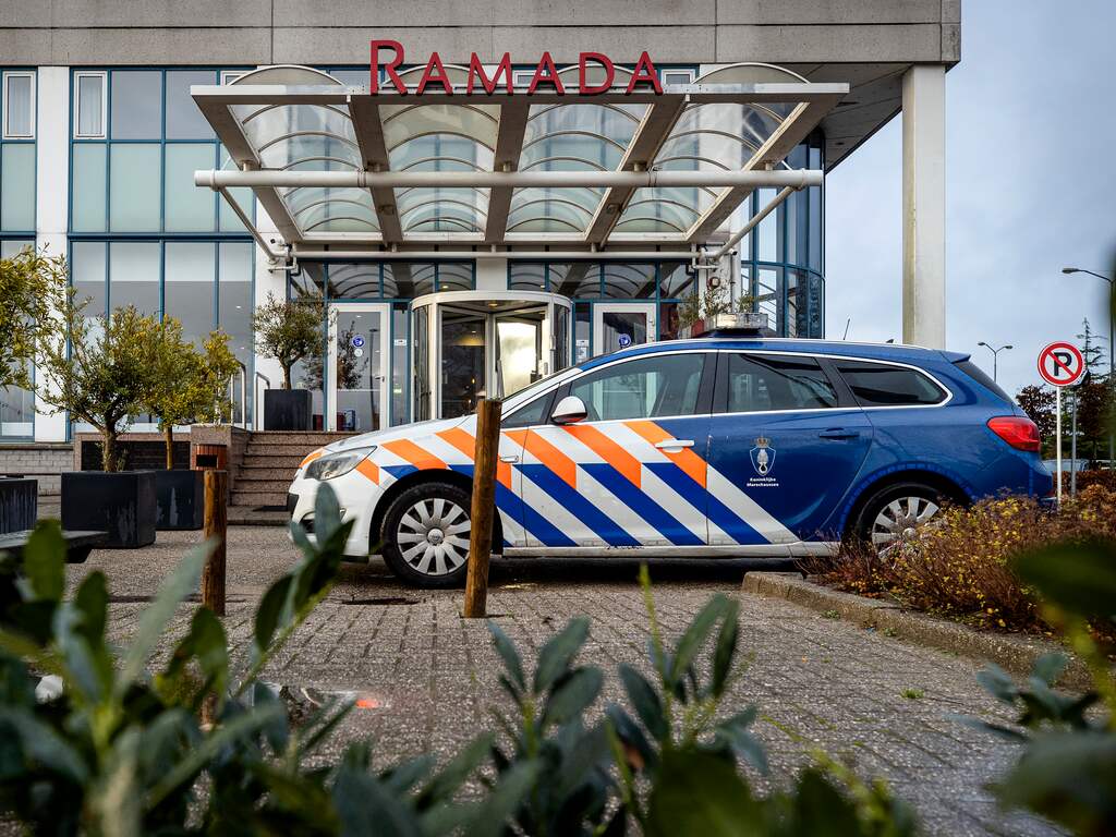 Echtpaar dat quarantainehotel verliet nu verplicht in isolatie in ziekenhuis