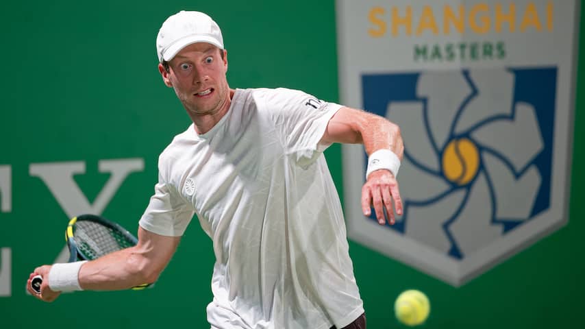 Van de Zandschulp voor het eerst naar derde ronde Masters-toernooi Shanghai