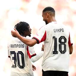 Live voetbal | Slot en Liverpool op voorsprong na goal debutant Frimpong