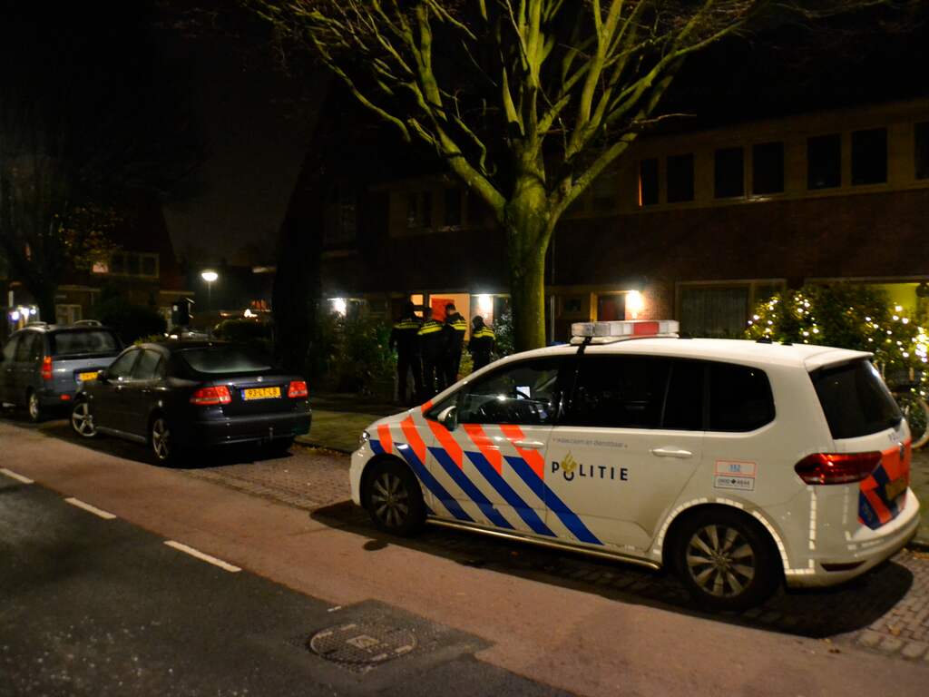 Twee agenten en verdachte gewond na schietincident in Dordrecht