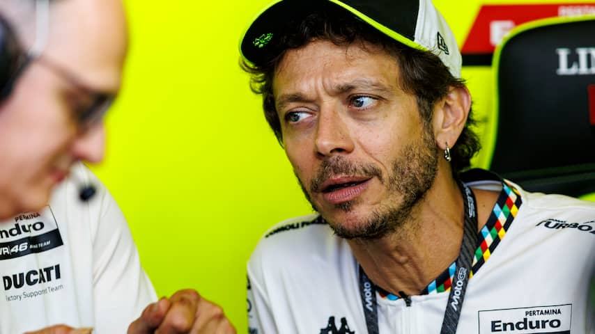 Valentino Rossi kijkt uit naar duel met Verstappen in GT3-race: 'Wordt geweldig'
