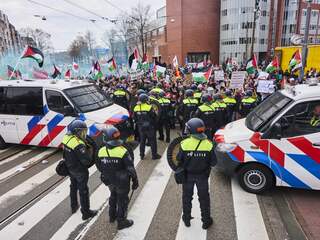 Dertien aanhoudingen bij protesten Nationaal Holocaustmuseum
