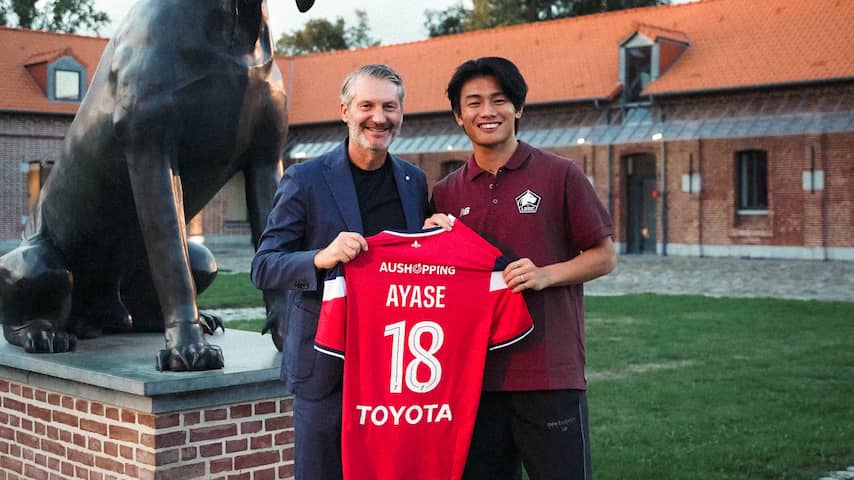 Foto bij Feyenoord verkoopt topscorer Ueda in slotfase van transferperiode aan Lille