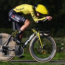 Oppermachtige Lieke Nooijen wint ook tijdrit en pakt leiding in Eneco Tour