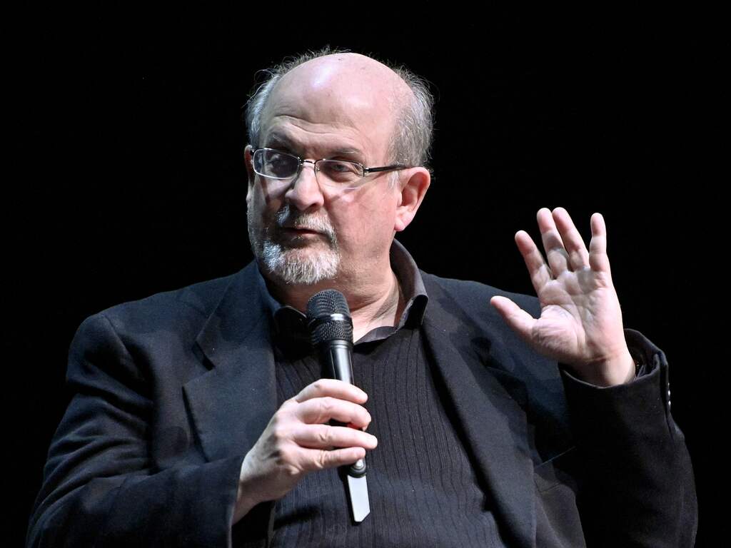 Iran ontkent stellig betrokken te zijn bij aanval op Salman Rushdie