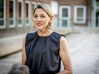 Minister Sterk vindt geld om bezuiniging langdurige zorg terug te draaien