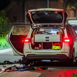 Politie lost waarschuwingsschoten tijdens onderzoek naar dodelijke schietpartij Overasselt