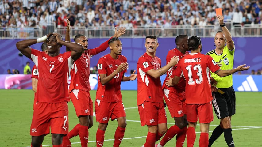 FIFA spreekt spelregelorganisatie tegen en vindt rood Embolo nog steeds terecht