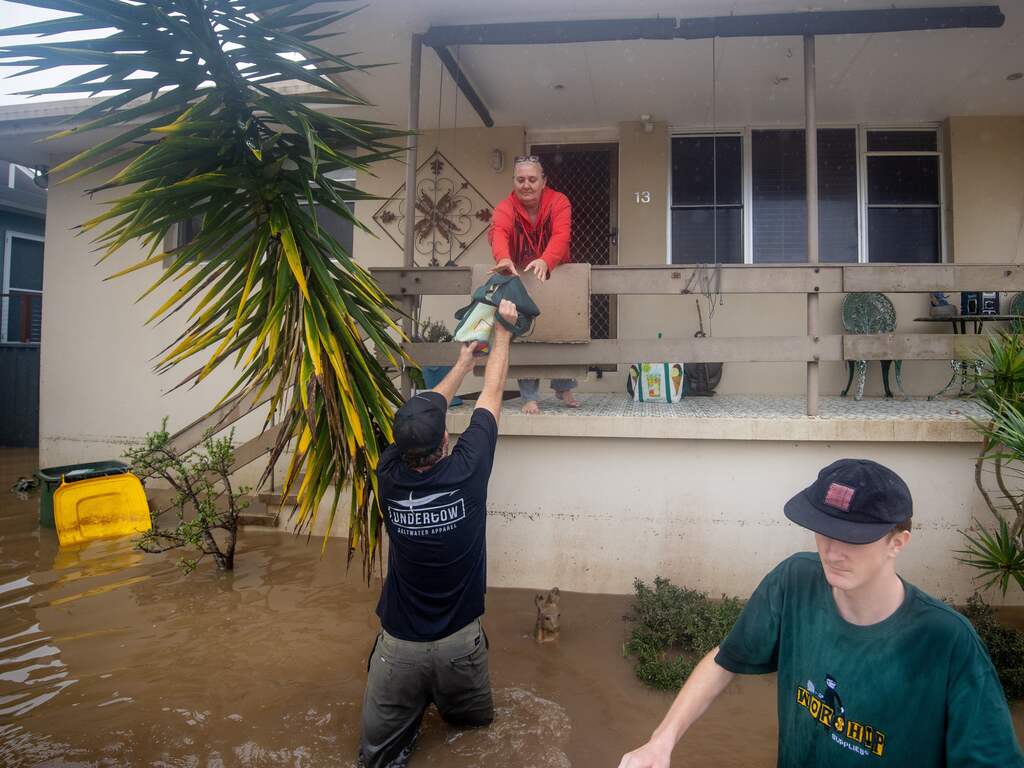 Vijf doden bij overstromingen in Australië, 50.000 mensen opgesloten in hun huis