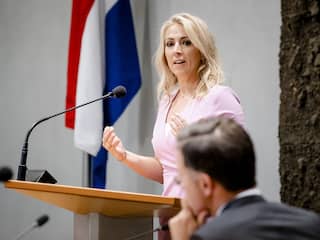 Kamer ziet patroon bij Rutte-sms'jes: 'Zoveelste debat over openheid die er niet is'