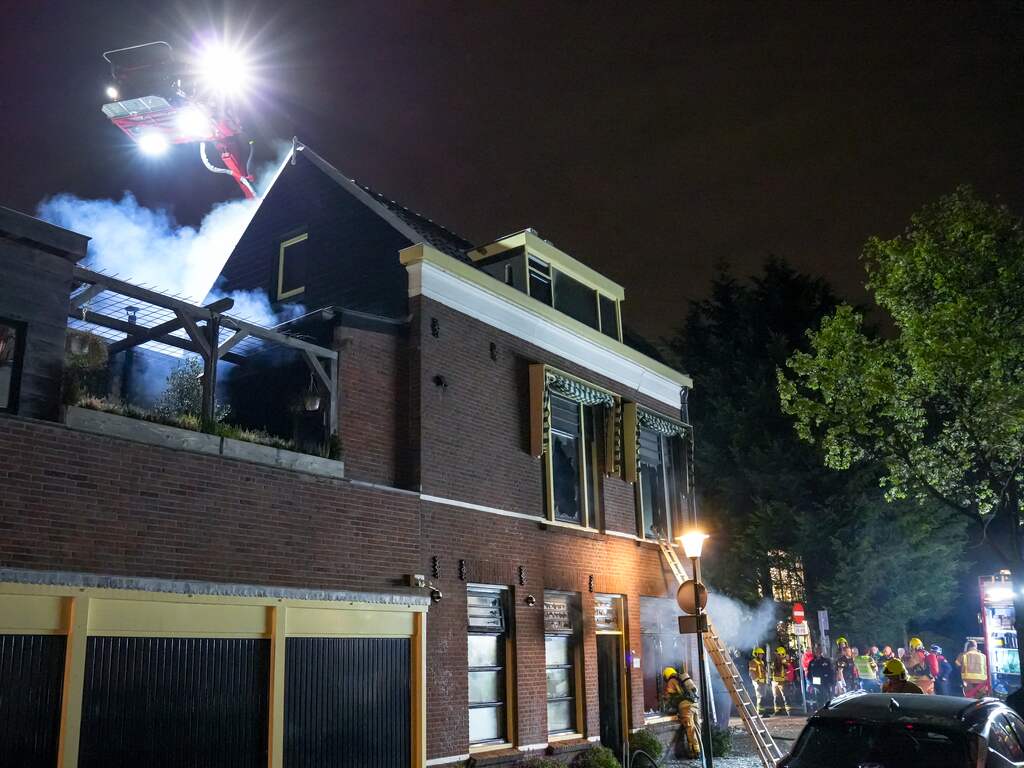 16-jarige jongen opgepakt wegens ontploffing bij garage loodgieter in Vlaardingen
