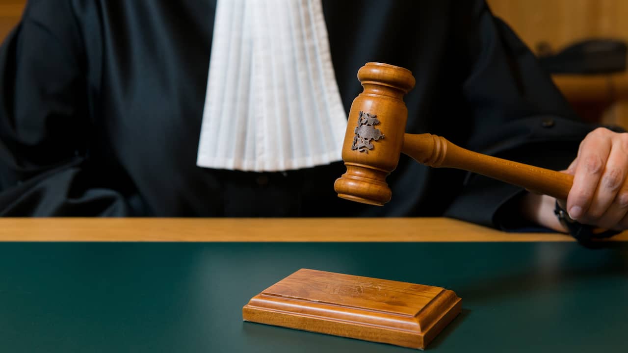 Werkstraf en boetes voor arbeidsongeluk waarbij stagiair werd geëlektrocuteerd