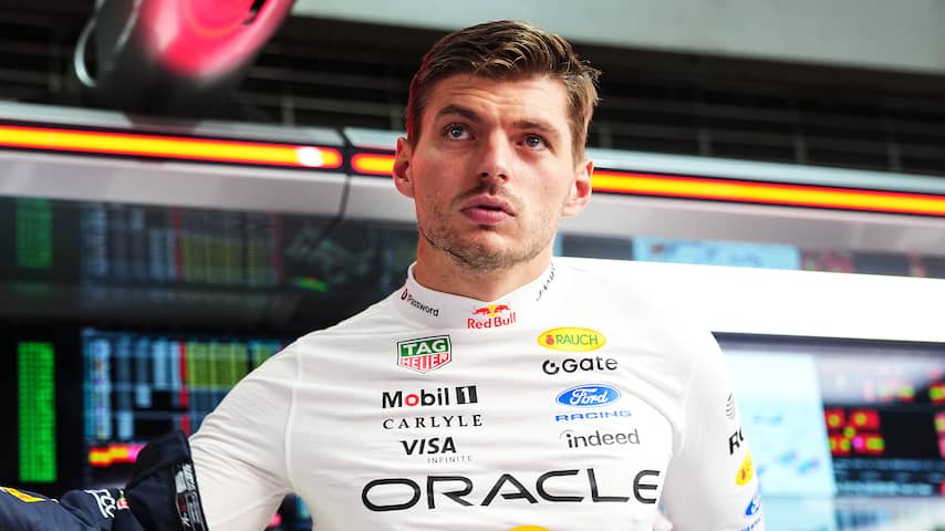 Verstappen geniet van inhaalrace in GT3: 'Heb me vermaakt ondanks de straf'