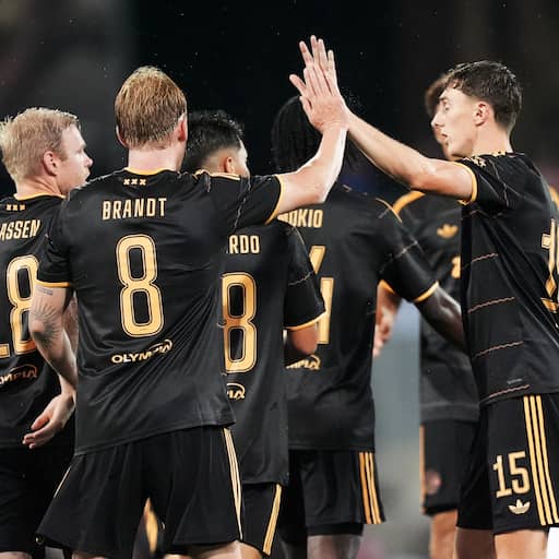 Teruglezen Europees voetbal | Ajax dicht bij Conference League na zege in Sion