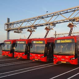 Bussen Hermes kunnen niet opladen vanwege hitte, dienstregeling Brabant plat