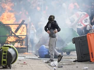 Woede over migratie of extreemrechts geweld: wat zit achter rellen in VK?