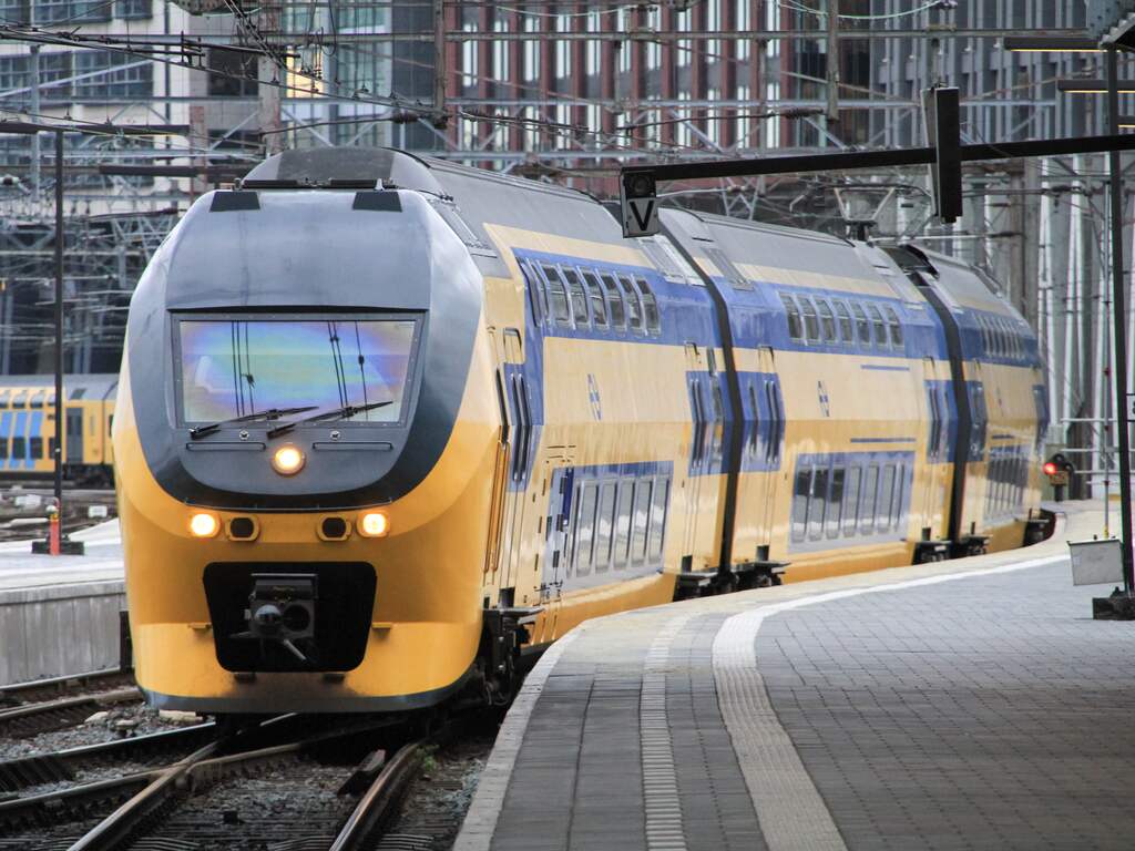 Vanavond geen treinverkeer meer mogelijk rondom Amsterdam wegens storing