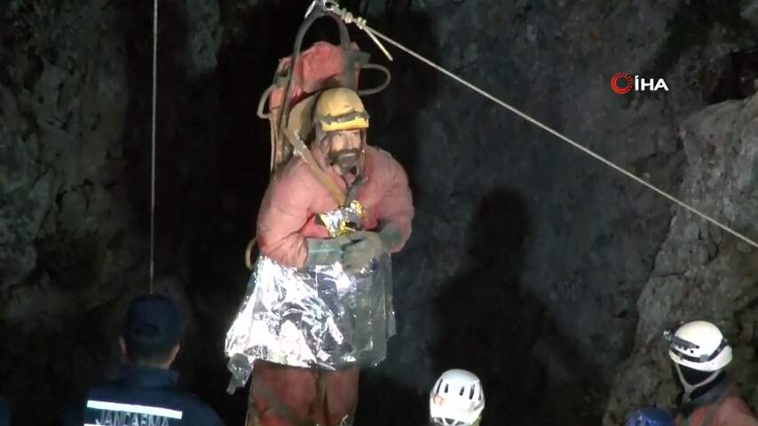 Amerikaan wordt uit Turkse grot gered: 'Ik dacht: ik ga dit niet overleven'