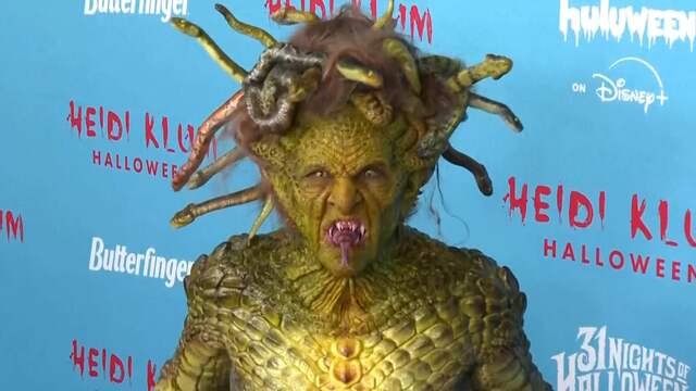 'Koningin van Halloween' Heidi Klum transformeert tot Medusa
