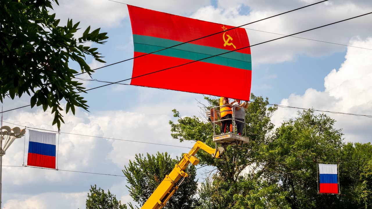 Voormalig ON!-presentator mag wethouder blijven ondanks pro-Russische foto's