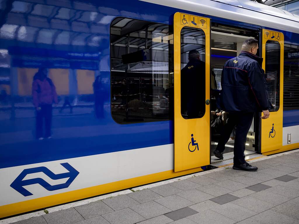 Twee weken geen treinverkeer van en naar station Ede-Wageningen