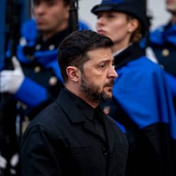 Zelensky wil dat Oekraïners via referendum inspraak krijgen over afstaan grondgebied
