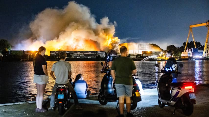 Batterijen in afval vaak boosdoener achter vele branden bij recyclingbedrijven