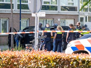 Situatie in Osdorp weer veilig nadat auto met explosieven was gecrasht