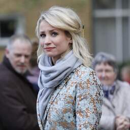 Moeder van Dionne Stax overleden: 'Kan het nog niet bevatten'
