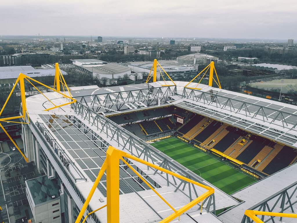 Duitser die stadion beklom moet 12.000 euro betalen voor inzet hulpdiensten