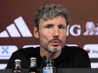 Van Bommel had geen contact met KNVB over bondscoachschap: 'Blij met België'