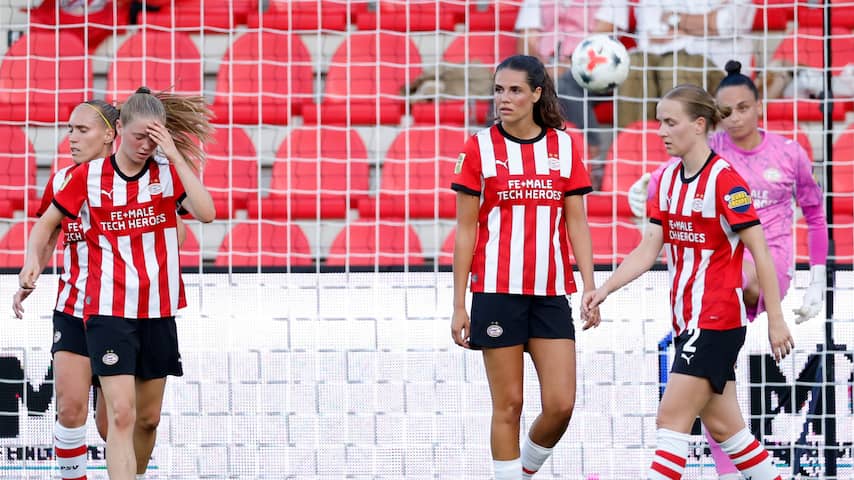 Vrouwen PSV en Ajax verliezen heenduel in laatste voorronde Champions League