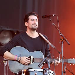 Zanger Dotan is vader geworden van een dochter