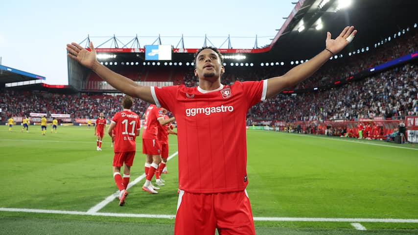 FC Twente laat weinig heel van DAC in heenduel voorronde Conference League