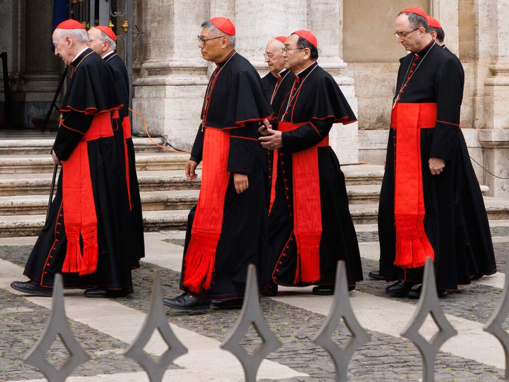 Conclaaf om opvolger van paus Franciscus te kiezen begint op 7 mei