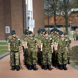 Een militair complex in de stad kan zomaar een doelwit zijn in oorlogstijd