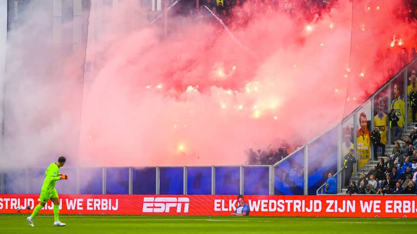 Vijf Cambuur-supporters gewond door vuurwerk Feyenoord-fans: 'Onacceptabel'
