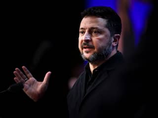 Zelensky zegt dat Oekraïne weer inlichtingen van de VS ontvangt