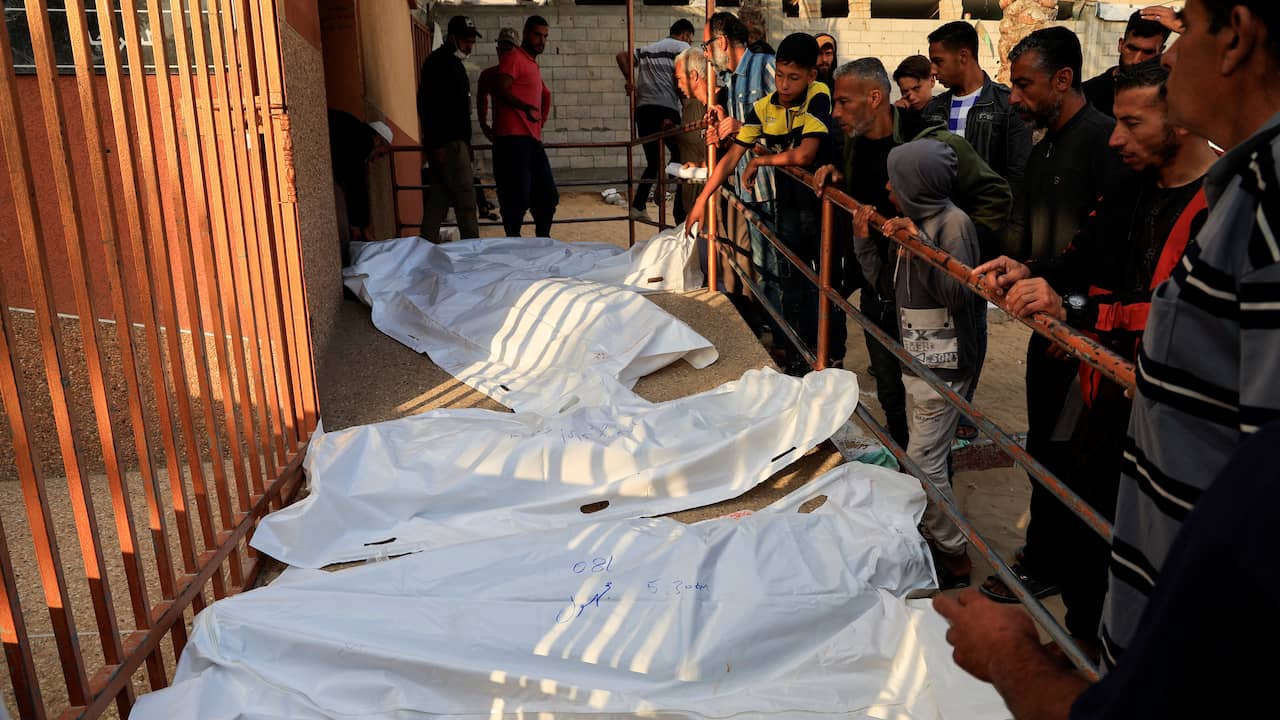 Na tientallen slachtoffers deelt distributiepunt woensdag geen eten uit in Gaza | Spanningen Midden-Oosten | NU.nl