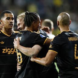 Ajax wint ruim bij Fortuna met hoofdrol voor Kehrer en prachtgoal Brandt