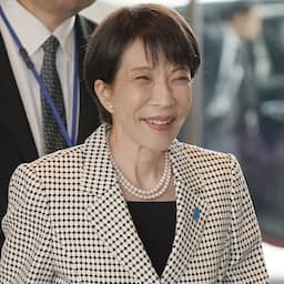 Japanse premier wint verkiezingen met zeldzame tweederdemeerderheid