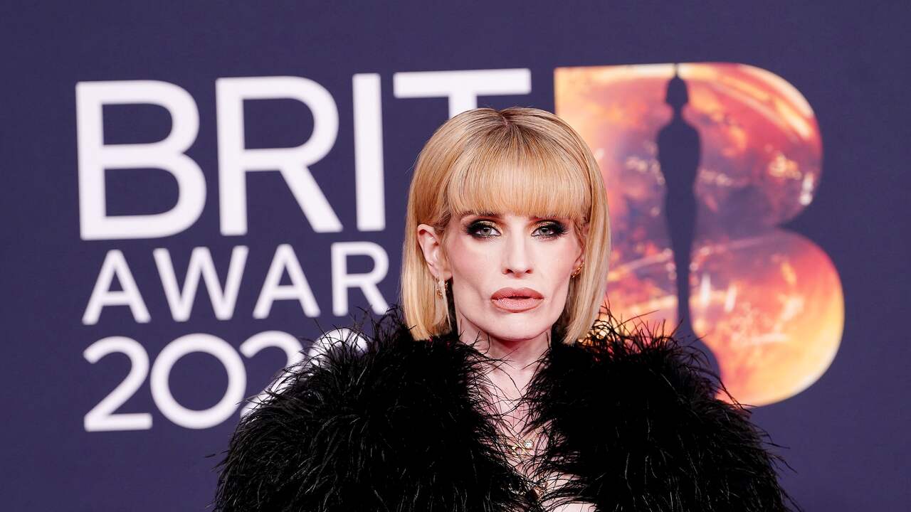 Foto bij Kelly Osbourne blij met vertrek uit Verenigde Staten: 'Te veel wapengeweld'