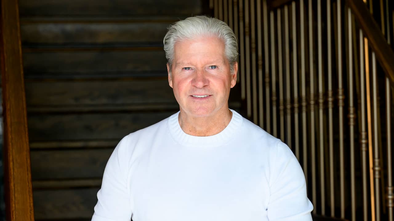 Dries Roelvink wil AOW weggeven aan goed doel: 'Iets met kinderen of dieren'