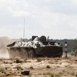 Oekraïne breekt met zelfrijdende kamikazewagens door Russische linies