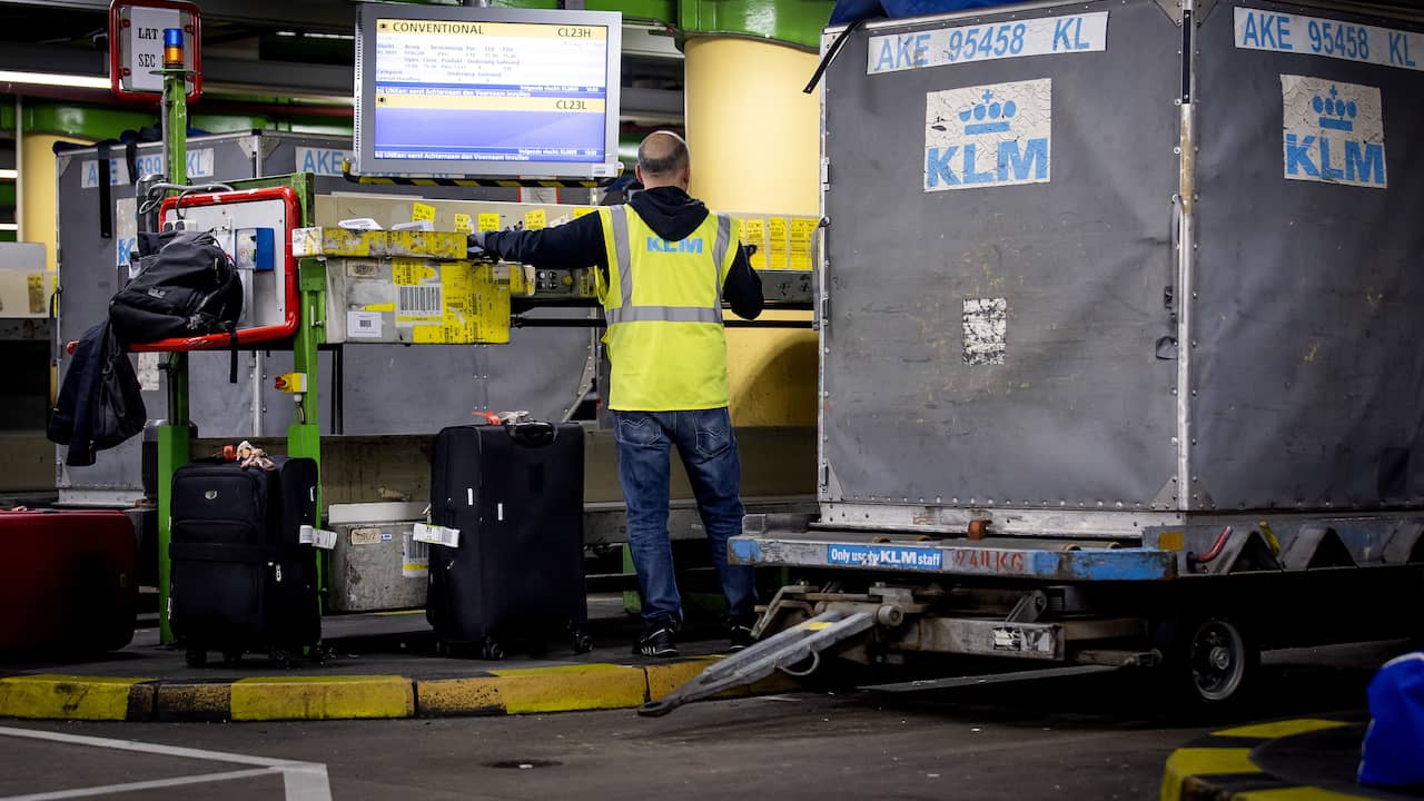 Alle koffers pas na enkele dagen terug bij reizigers na storing Schiphol