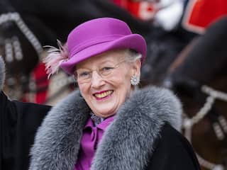 Deense koningin Margrethe (85) met verkoudheid in ziekenhuis opgenomen