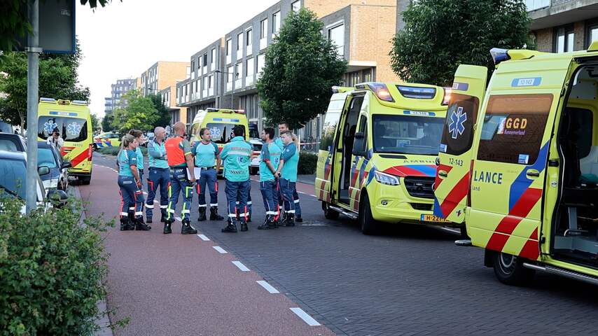 Hoofddorpse straat staat vol hulpdiensten na dodelijke steekpartij