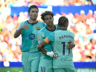 FC Barcelona blijft zonder puntenverlies, Saibari belangrijk bij zege Bayern